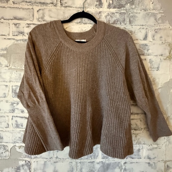 Sweaters - DRA Tan Cropped 3/4 Sweater
